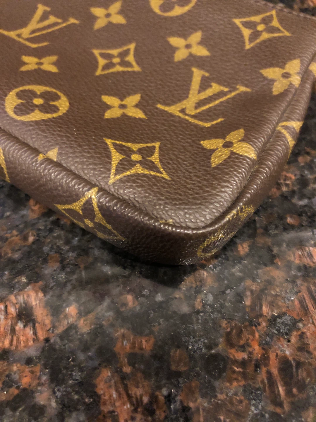 Louis Vuitton Monogram Pouch - photo 2