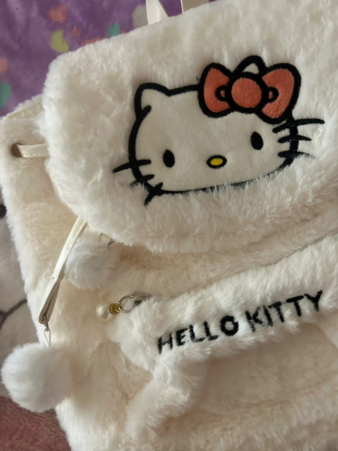 SANRIO HELLO KITTY PLUSH BACKPACK - photo 2