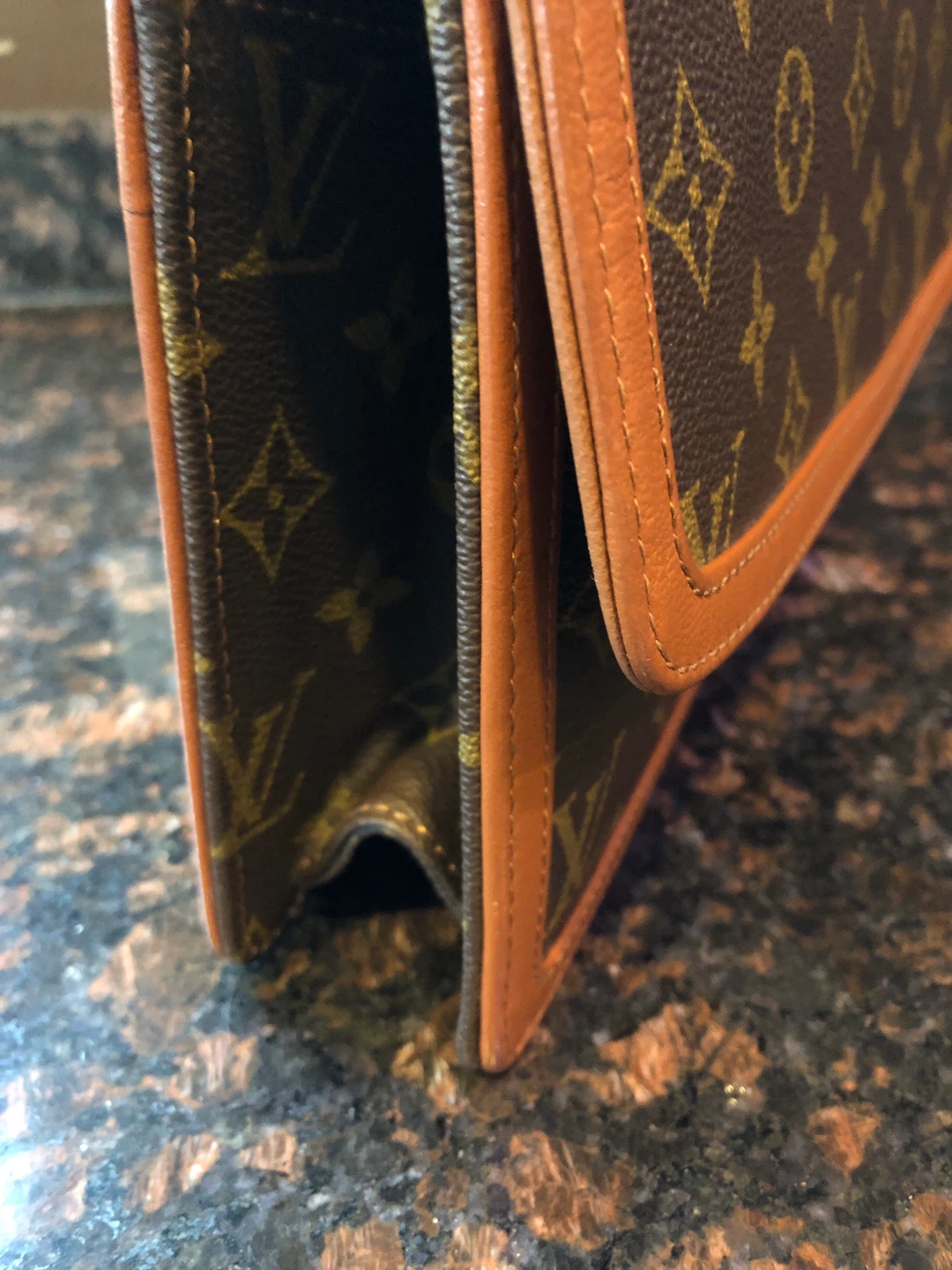 Louis Vuitton Vintage Clutch - photo 2