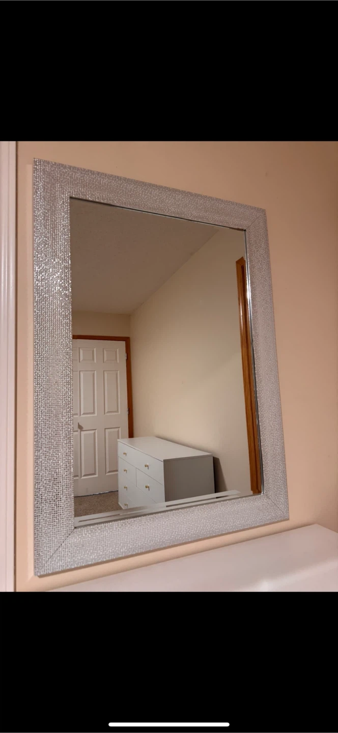 White Vanity Desk with Golden legs and Mirror - photo 3