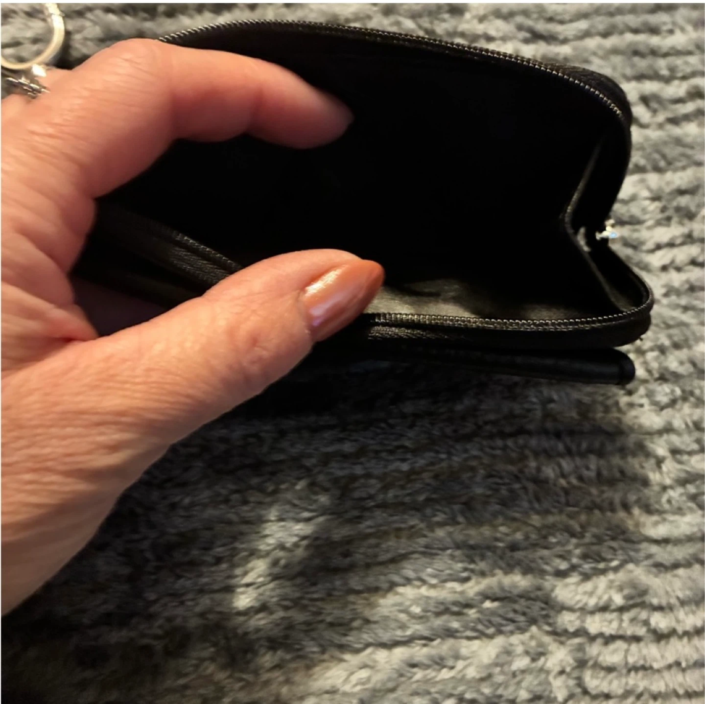Black Genuine Leather Card Holder with Zipper Coin Pouch - photo 4