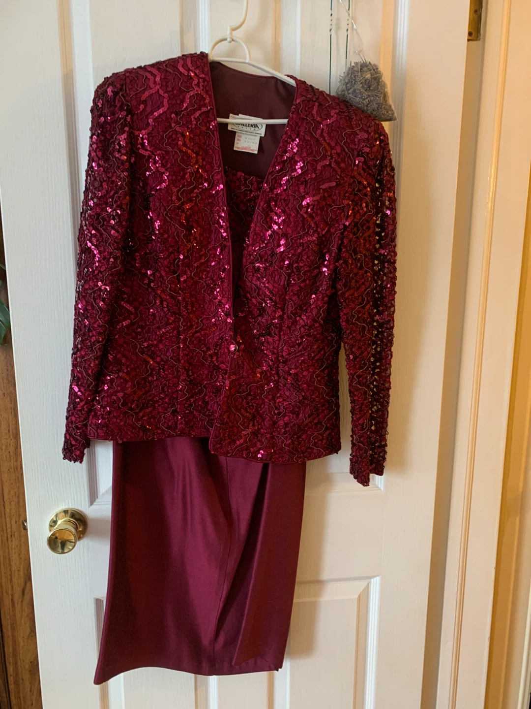 VALERIA Burgundy Sequin Lace Formal Suit Set