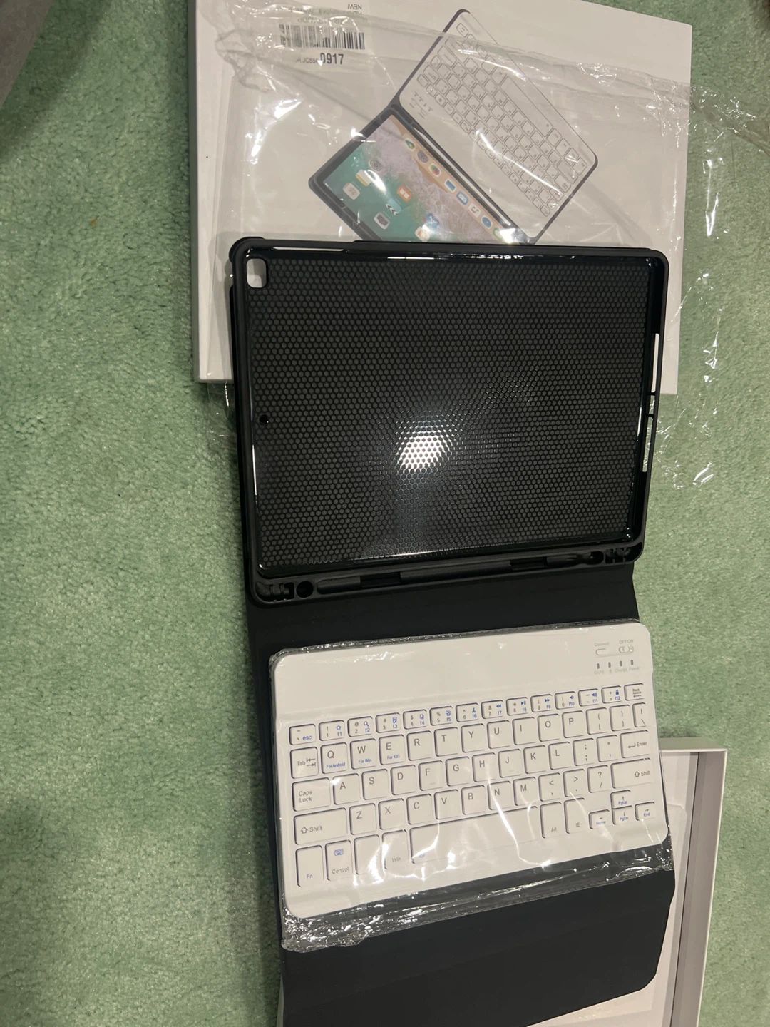 Wireless Bluetooth Keyboard Case for Tablet - photo 5
