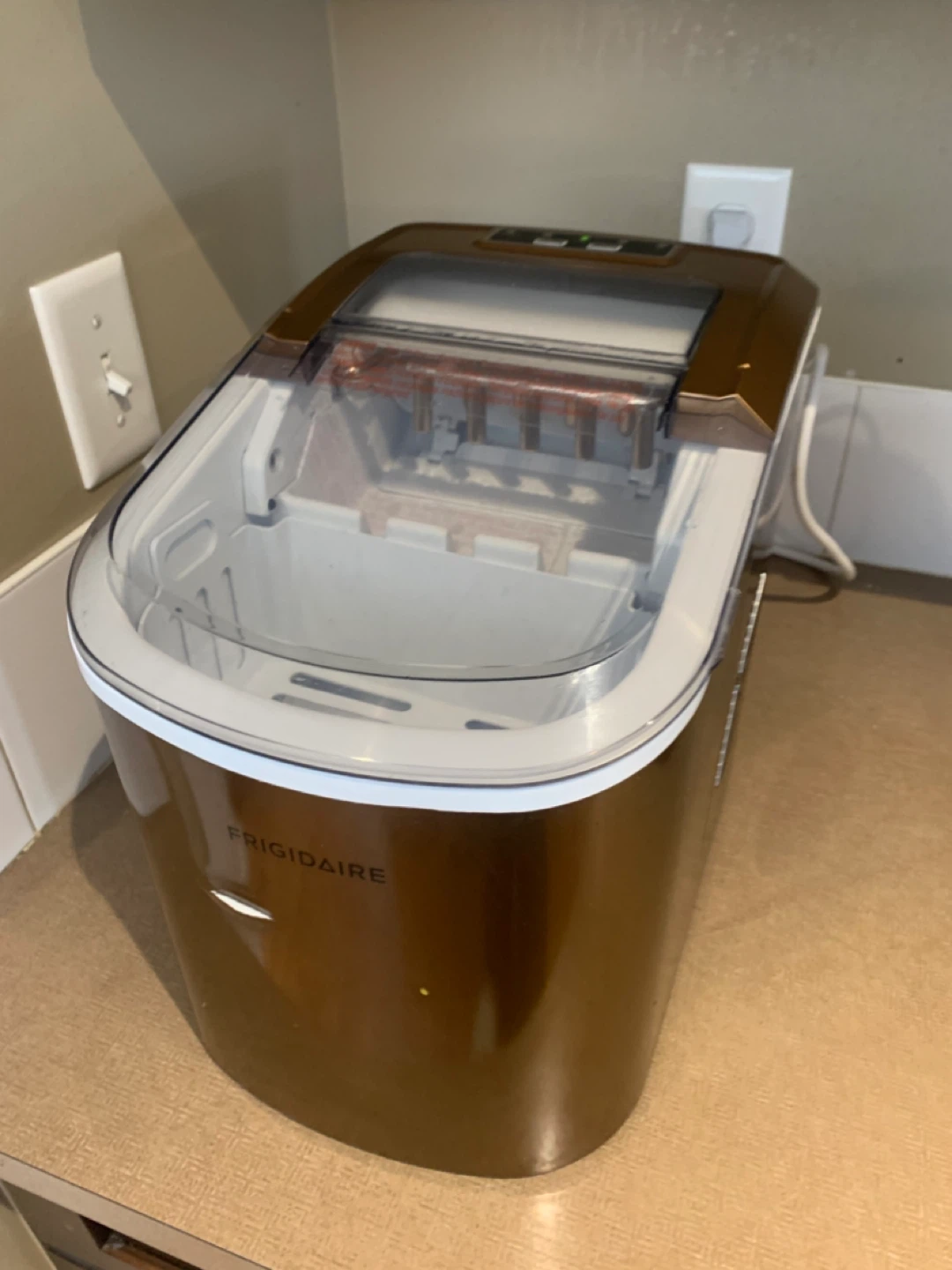 Frigidaire Portable Ice Maker