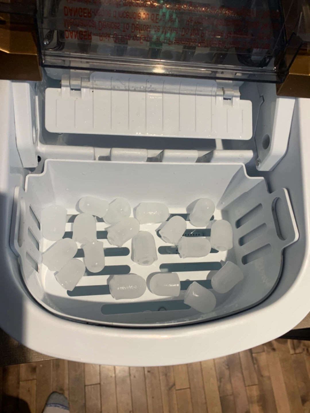 Frigidaire Portable Ice Maker - photo 4