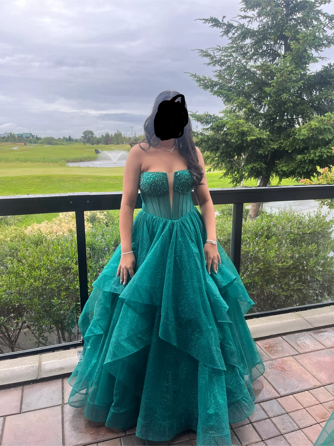 Emerald green prom dress