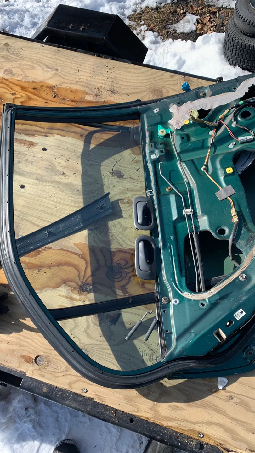 2000 Honda Civic ex windows and door parts - photo 2