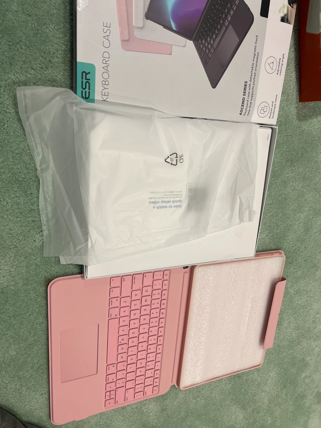 ESR Ascend Series Keyboard Case for Tablet - Pink