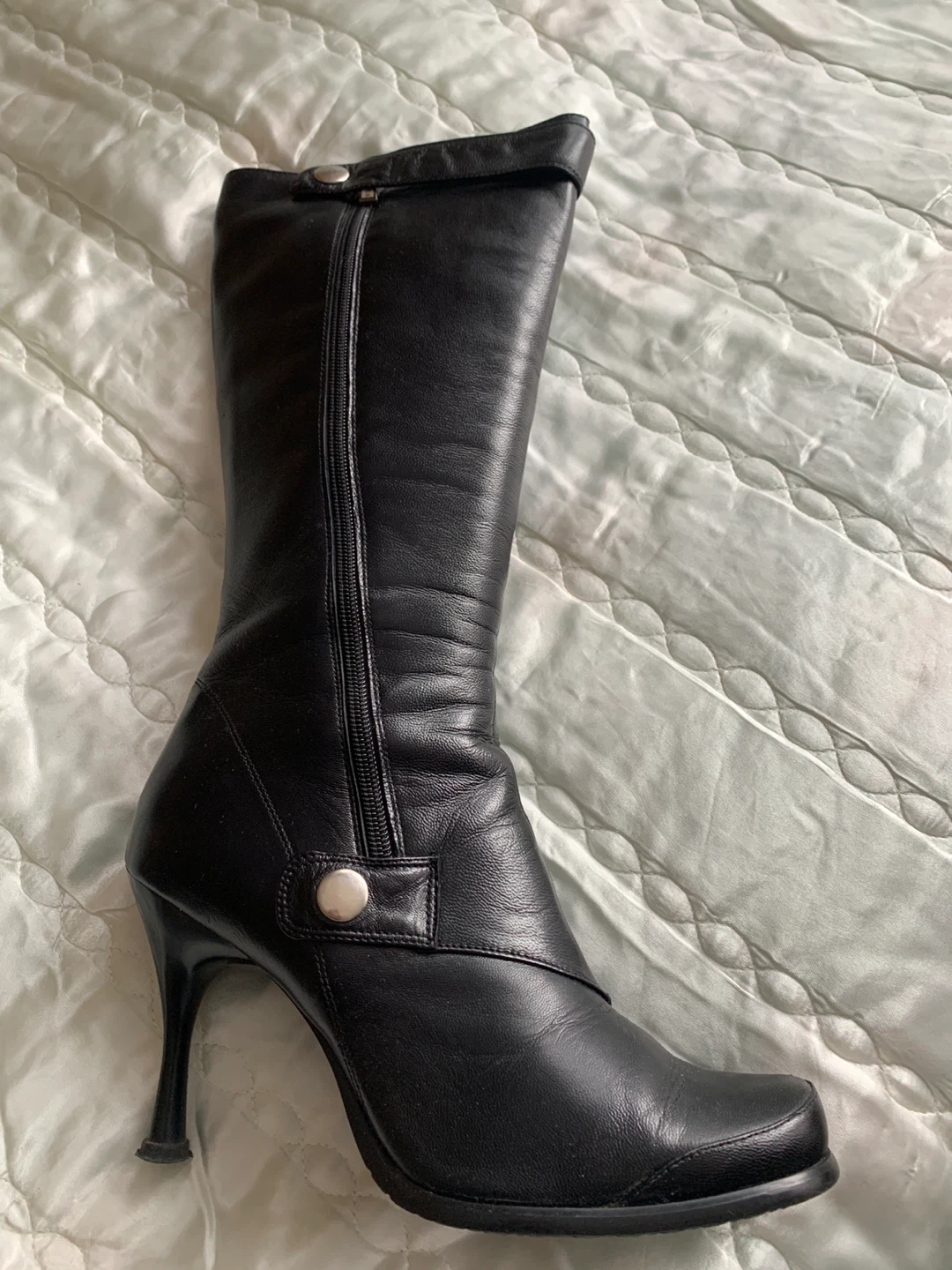 Diffusion Black Leather Heeled Boots