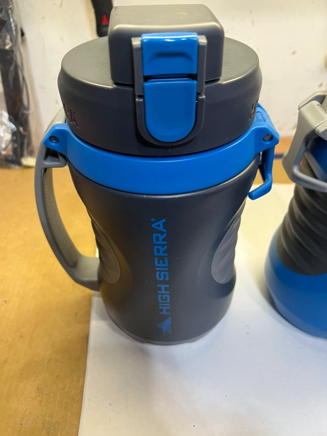 High Sierra Water Bottle with Handle