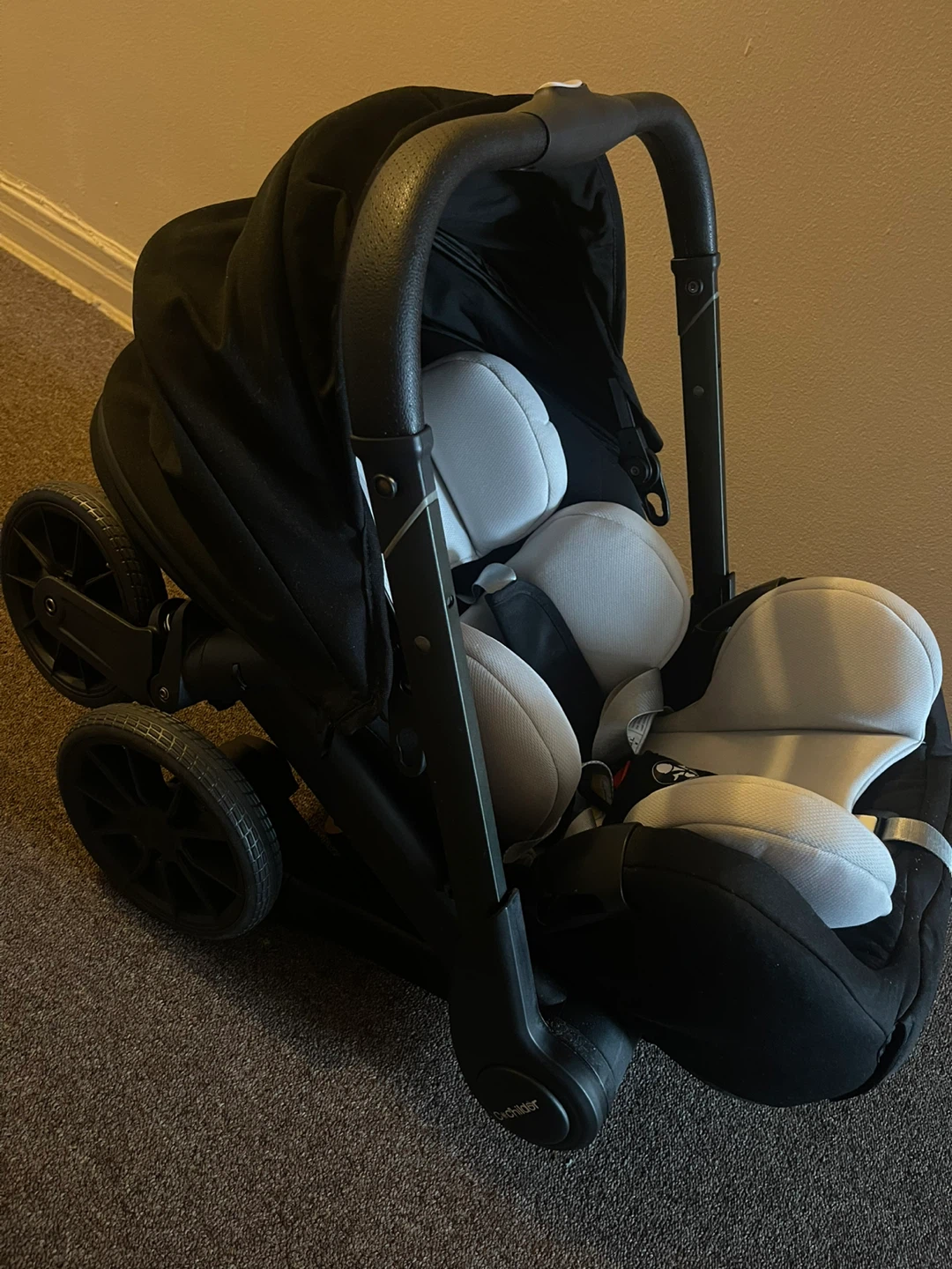 Baby Stroller includes the rain cover - photo 3