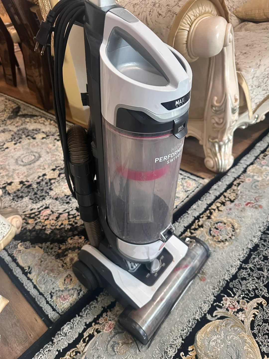 Hoover High Performance Swivel Vacuum Cleaner