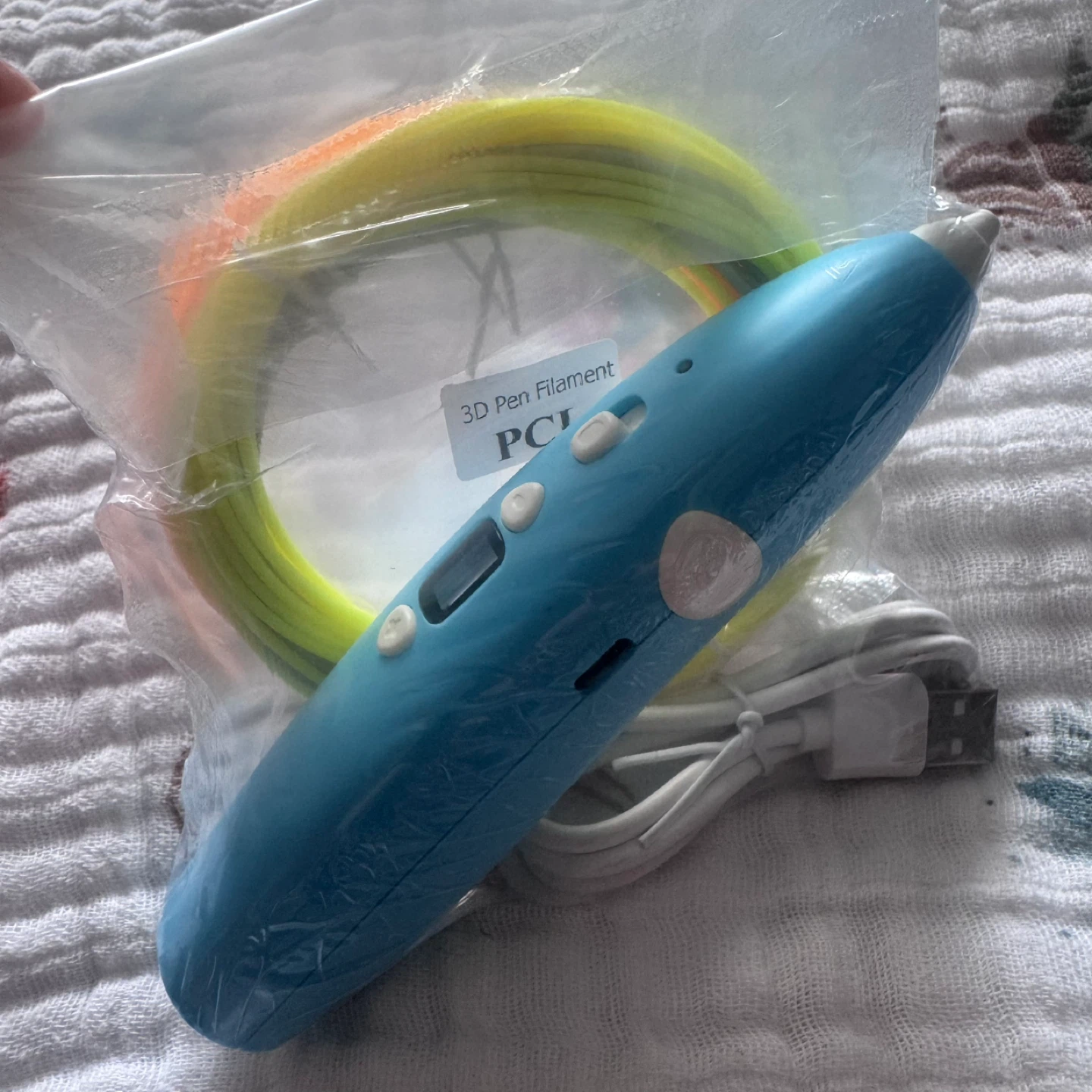 Blue 3D Pen, Sample Filament & USB Cable
