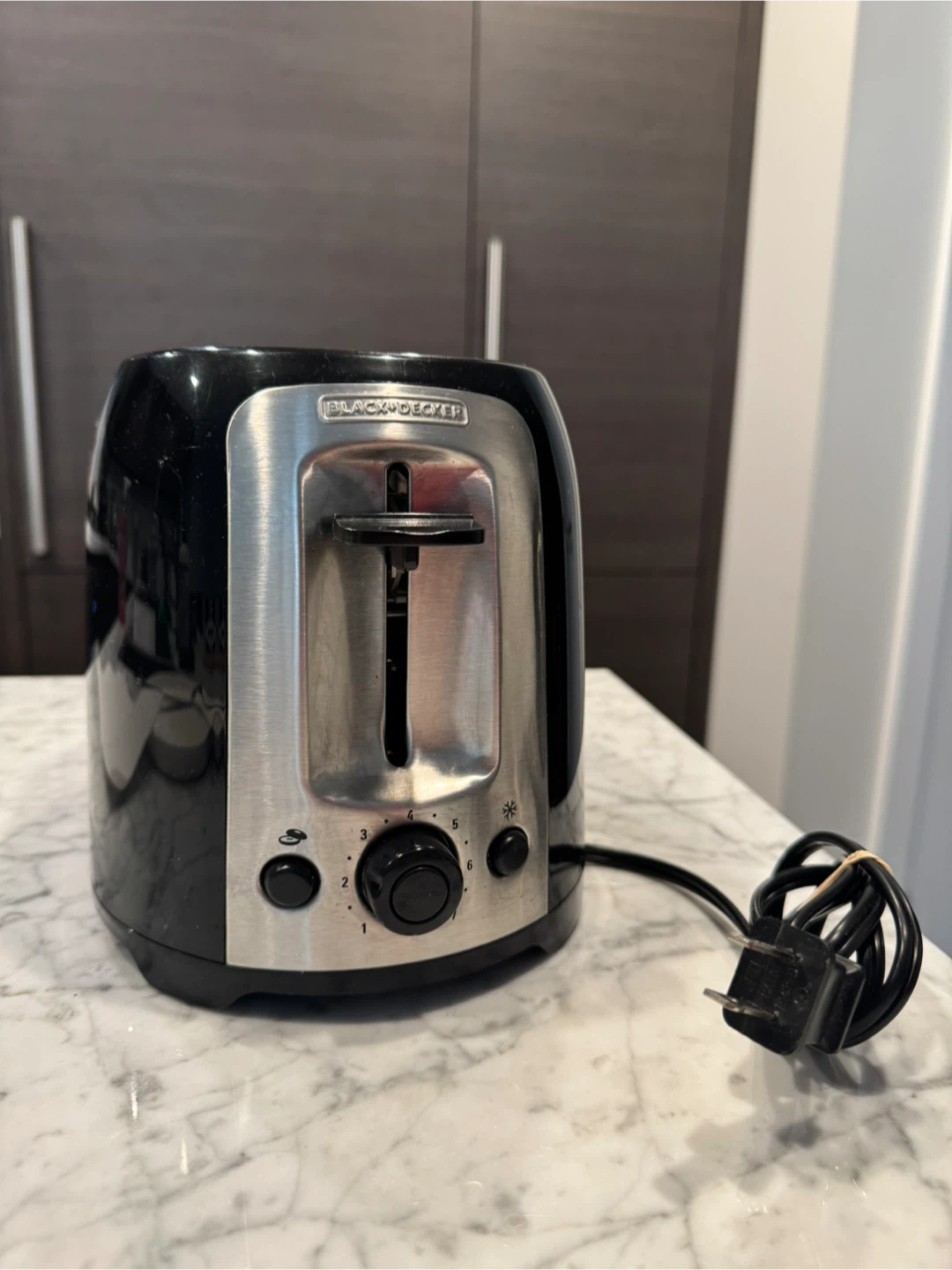 Black and Decker 2-Slice Toaster - Black