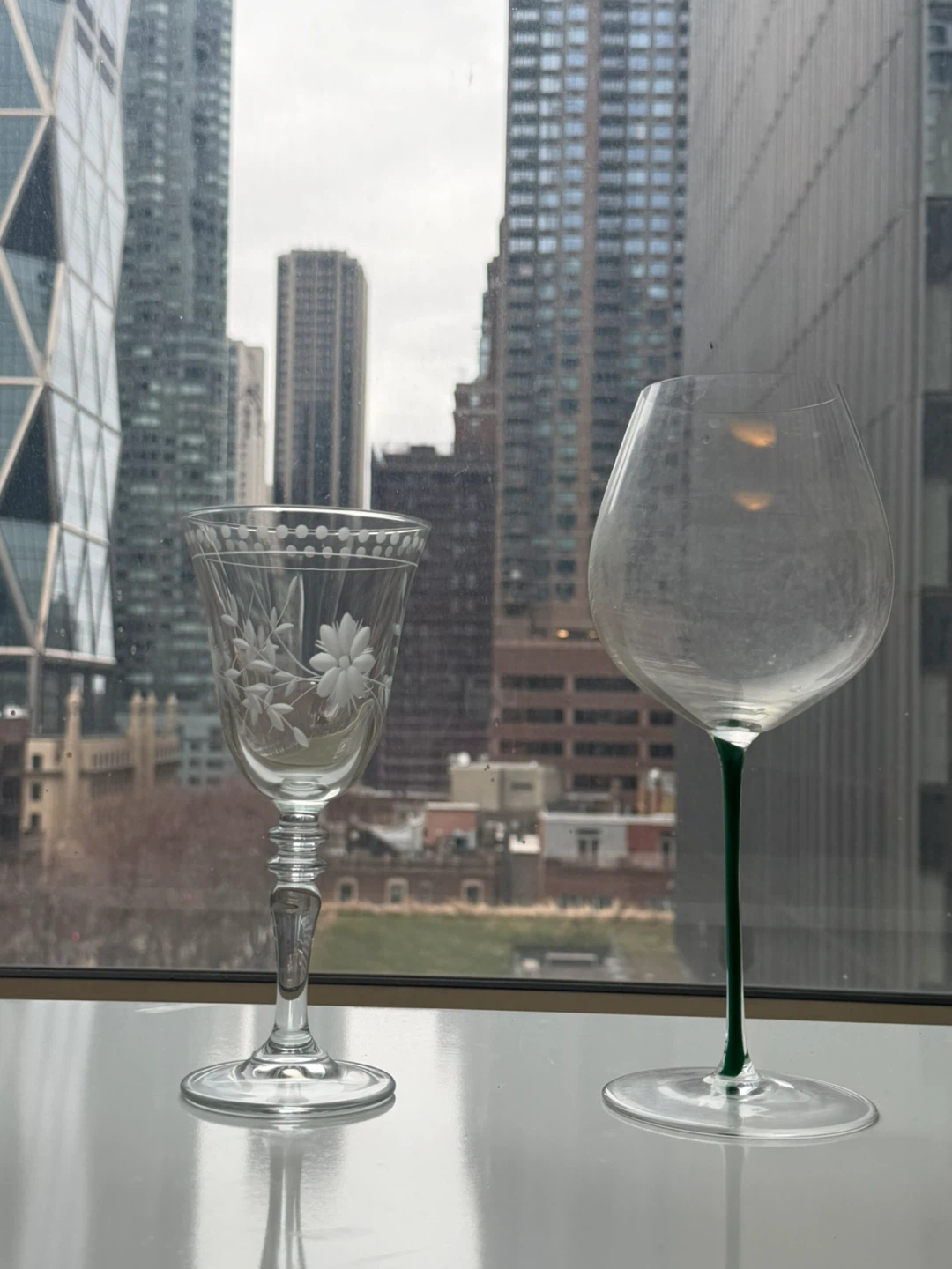 Green riedel wine glasses - photo 4