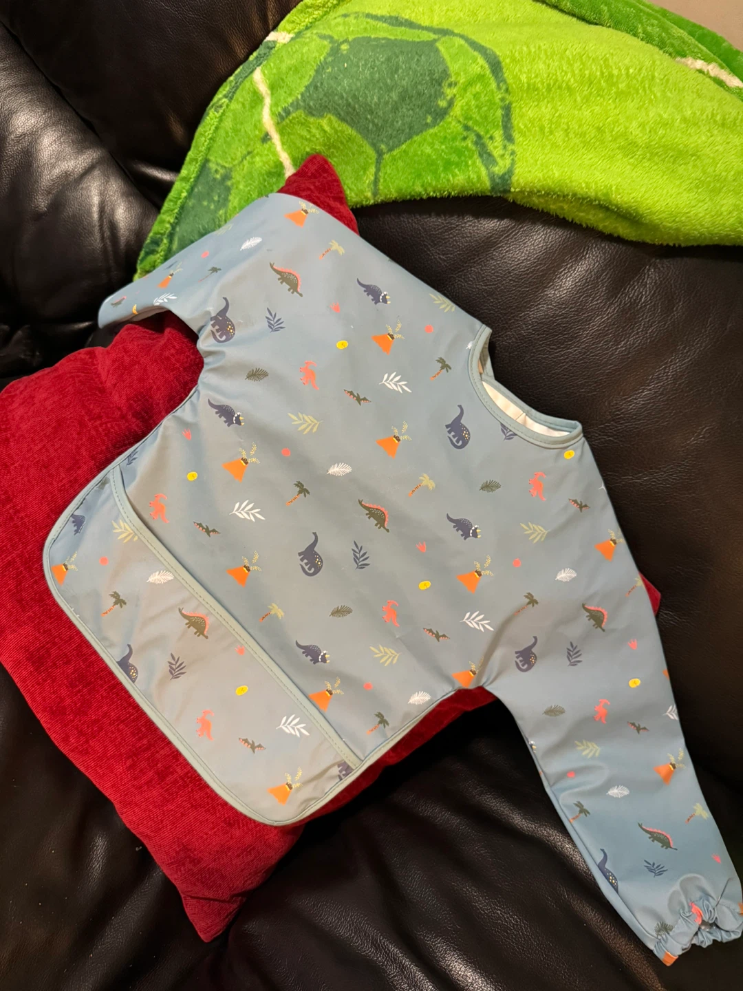 FREE!! Baby Bib with Sleeves - Dinosaur Print, from Target. - photo 2