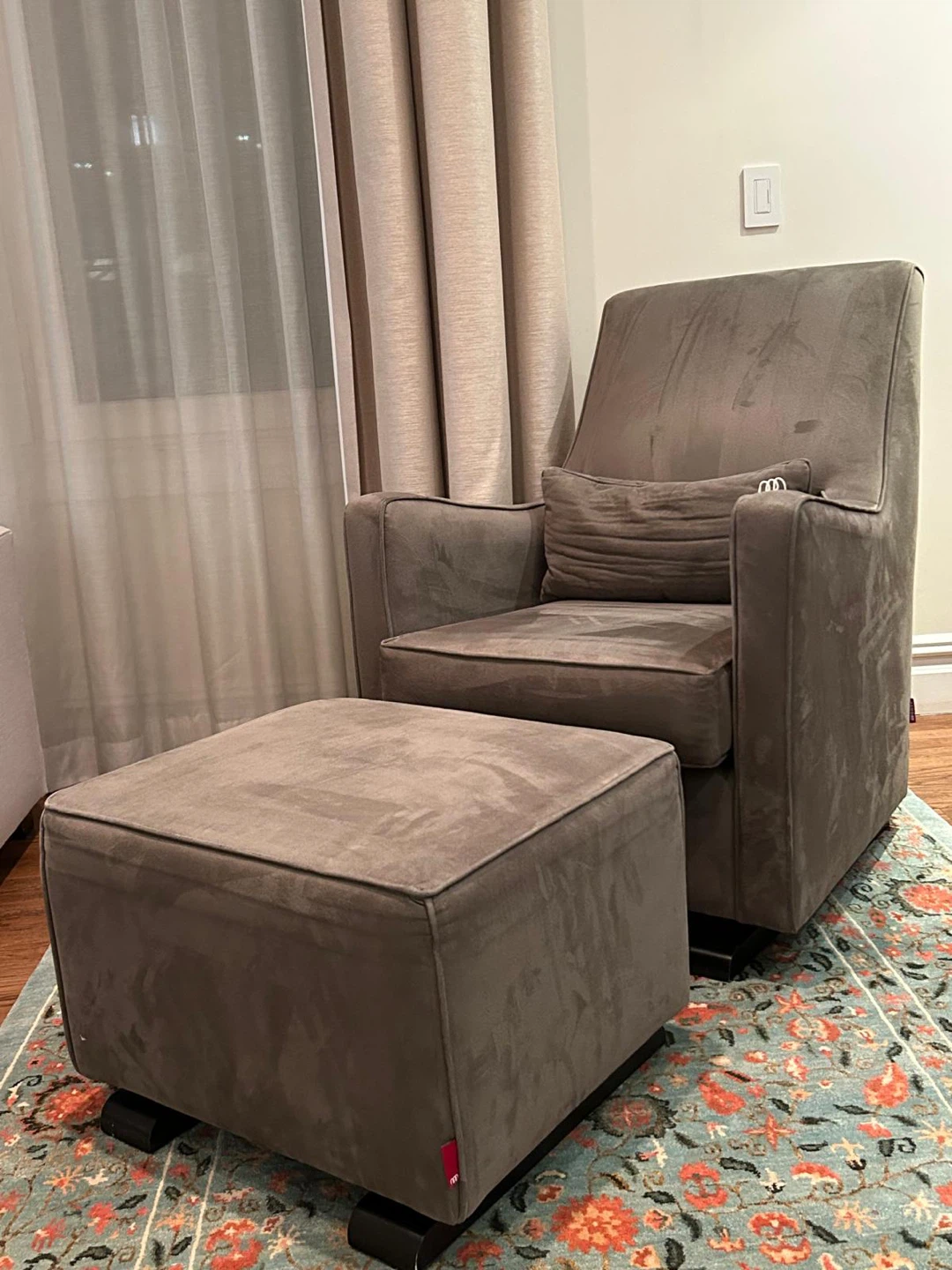 Comfortable Glider Rocking Chair with Ottoman - photo 2