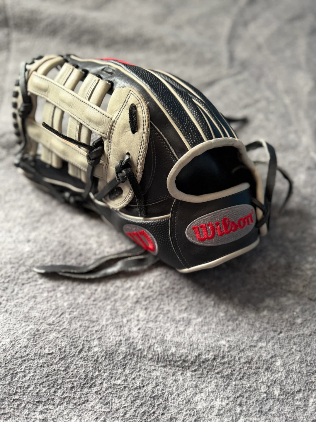 Wilson A2000 Superskin 13.5 Slopitch glove - photo 2