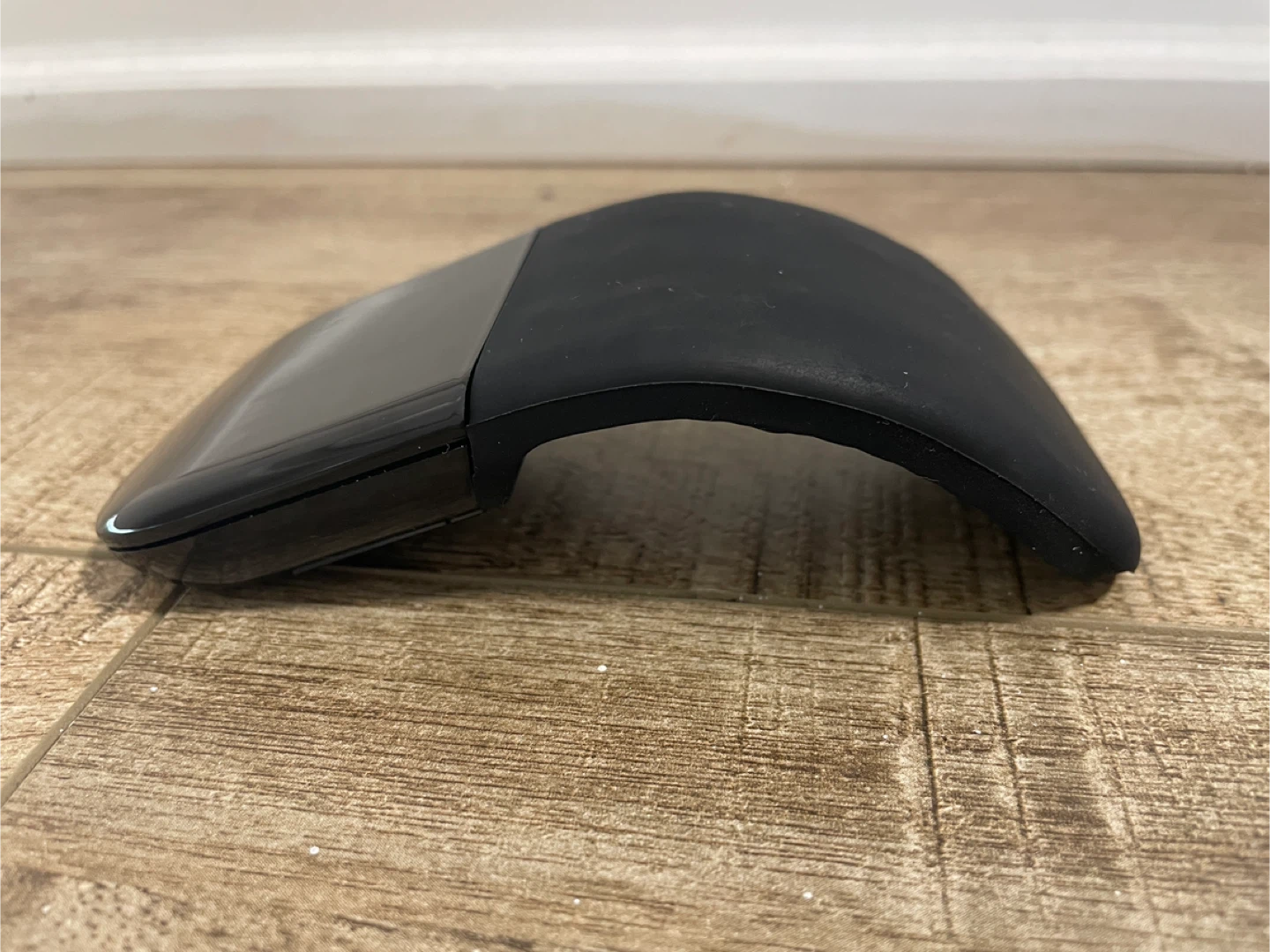 BRAND NEW 🥕 Bluetooth Arc Touch Mouse