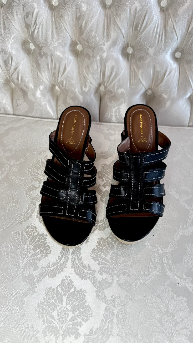 Hush Puppies Black Wedge Sandals Size 7.5 - photo 2