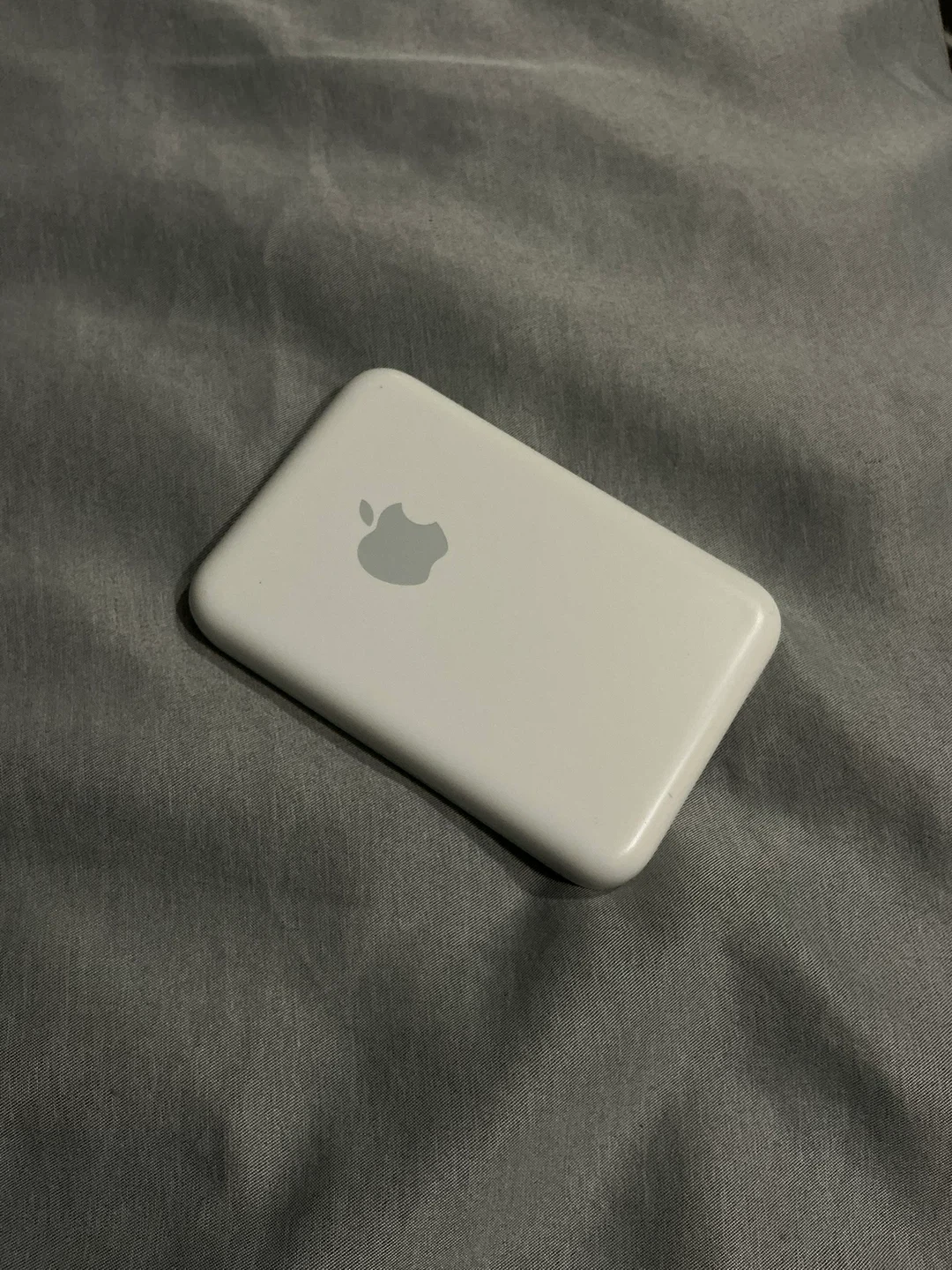 Apple MagSafe Battery Pack
