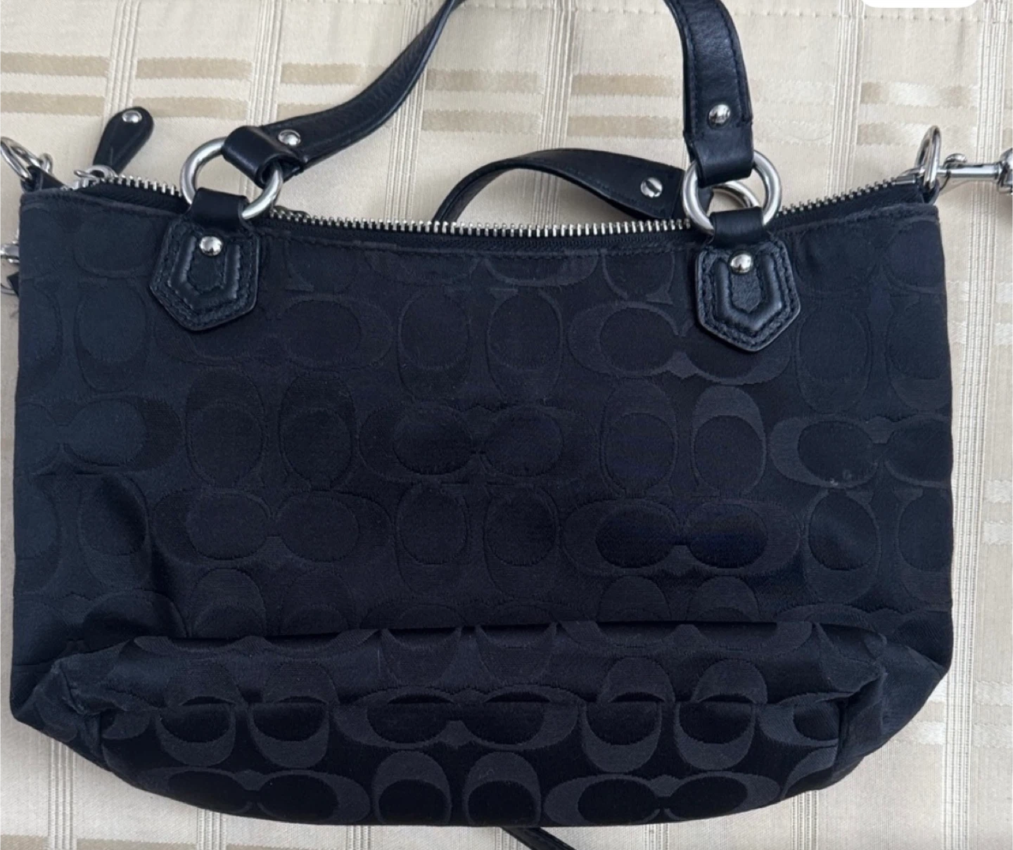 Coach Black Signature Canvas Shoulder Bag - photo 5