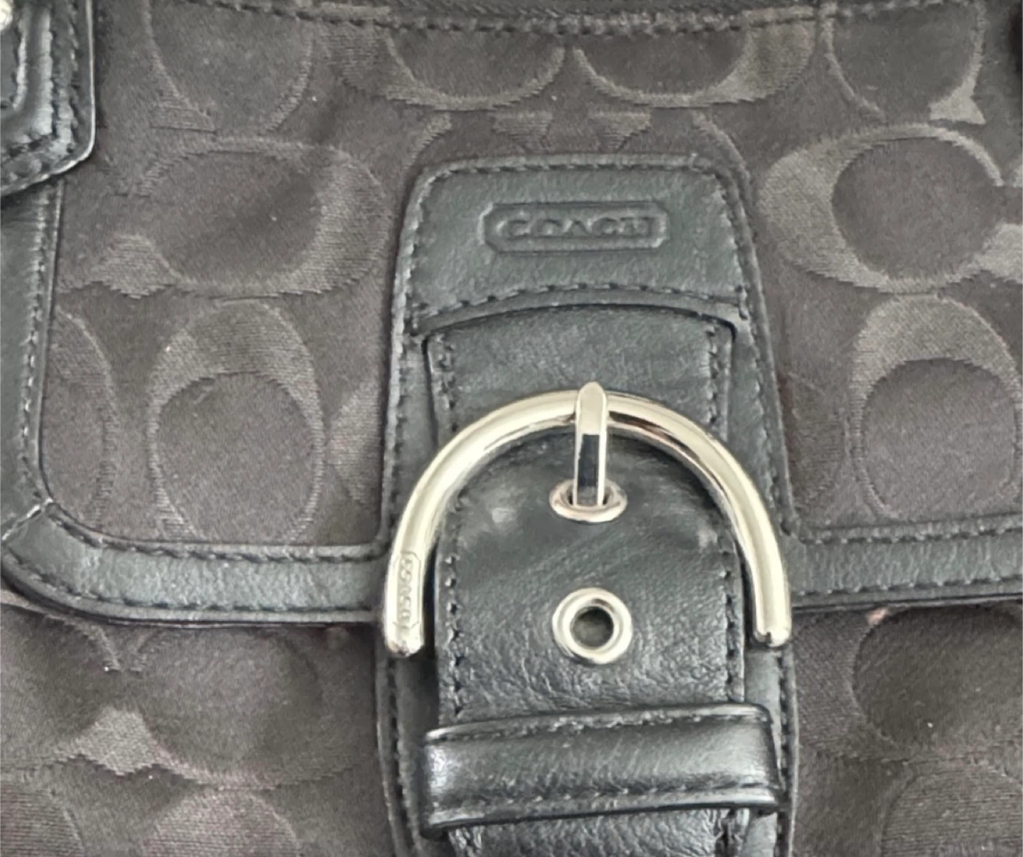 Coach Black Signature Canvas Shoulder Bag - photo 3