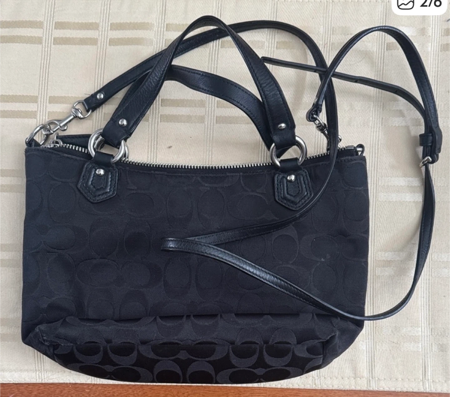 Coach Black Signature Canvas Shoulder Bag - photo 2