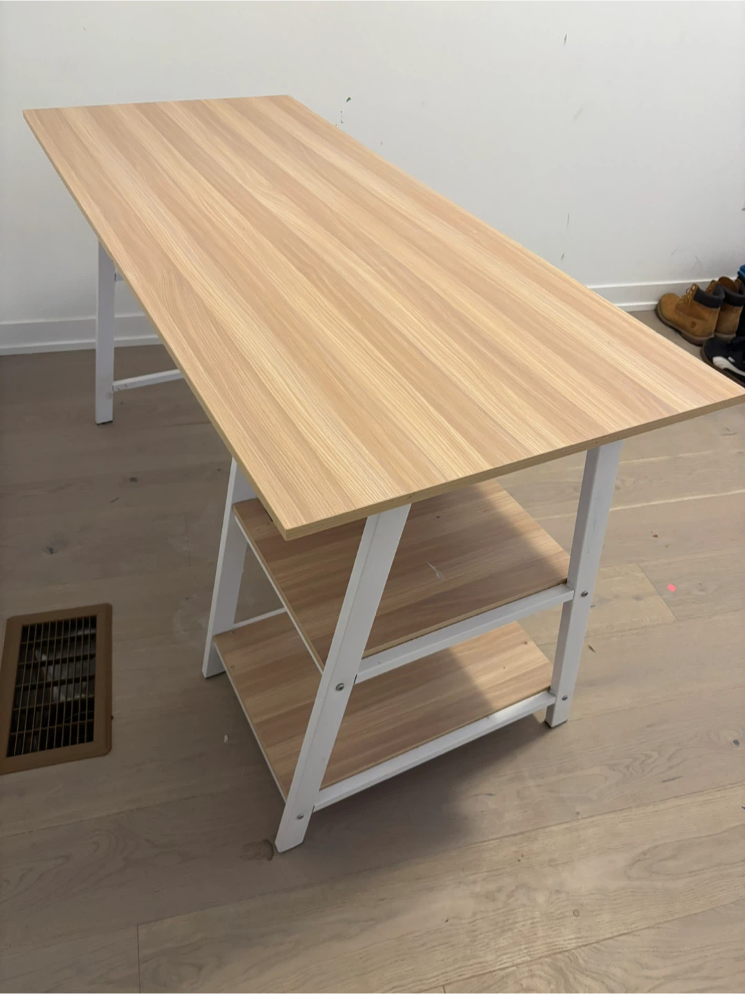Wooden top office desk with white metal frame and 2 shelves