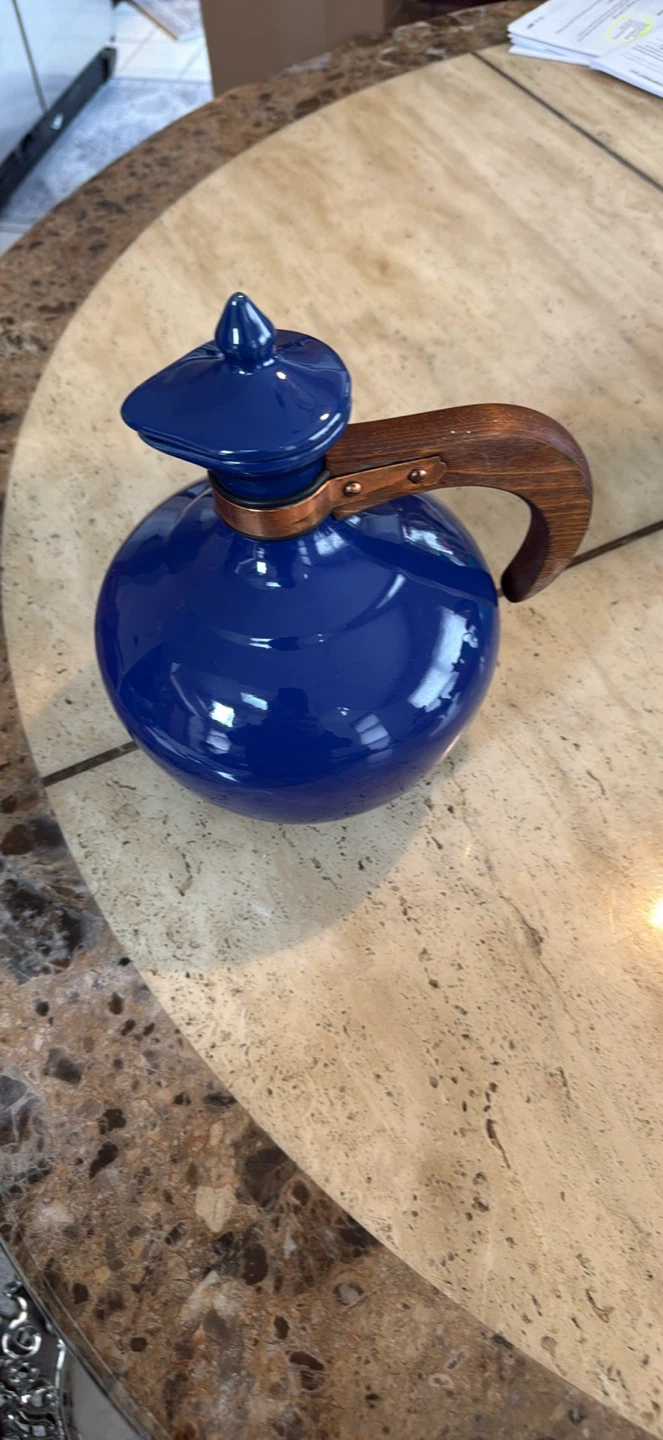 Bauer Ceramic Pitchers with Wooden Handles - Set of 4 - photo 4