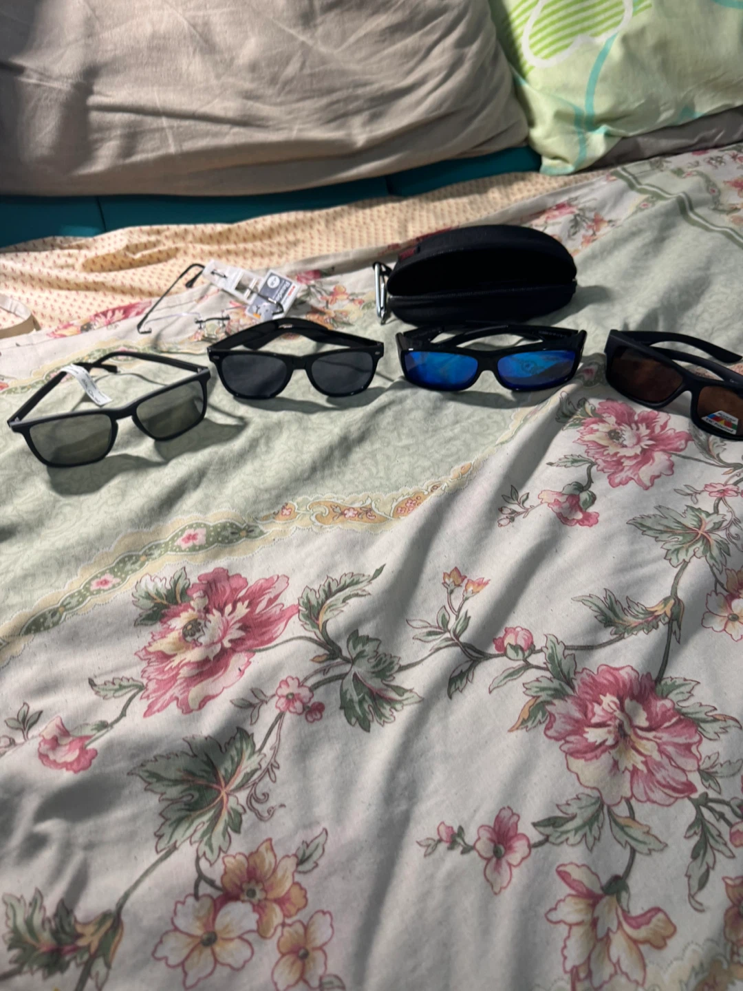 Assorted Sunglasses - DUCO, CALLVIN, and more