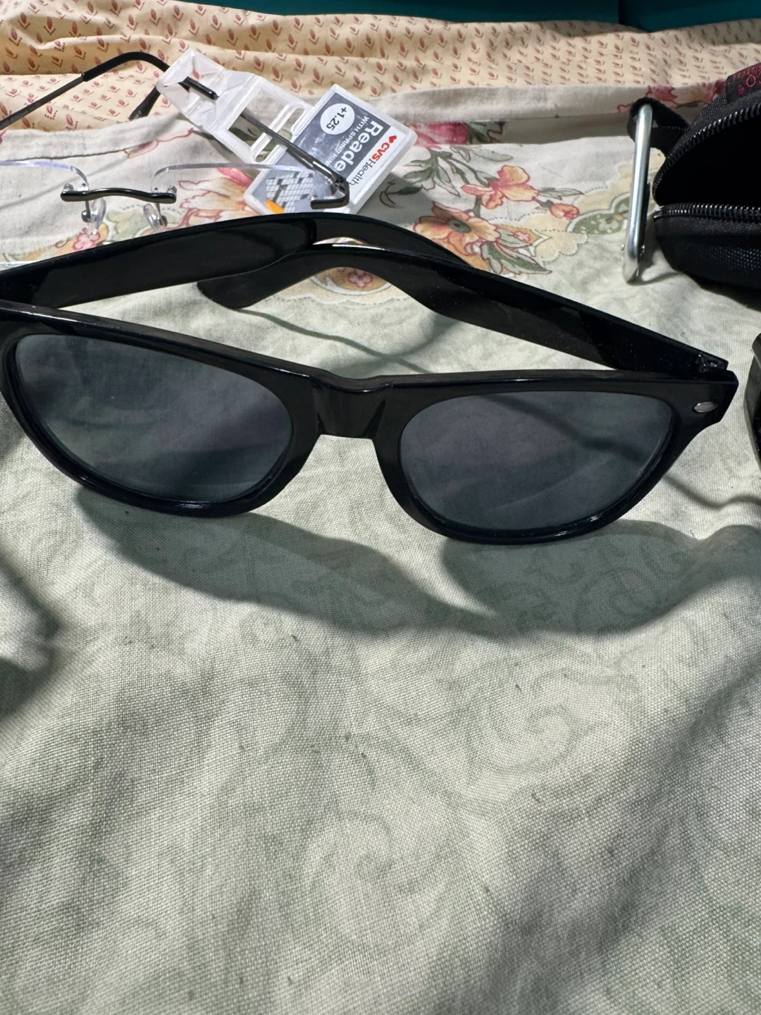 Assorted Sunglasses - DUCO, CALLVIN, and more - photo 3