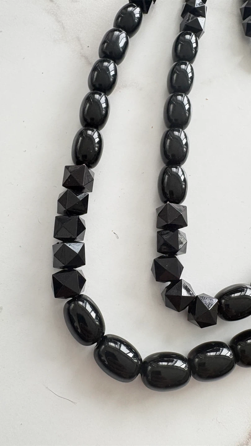 Black Beaded Necklace and Bracelet Set - photo 2