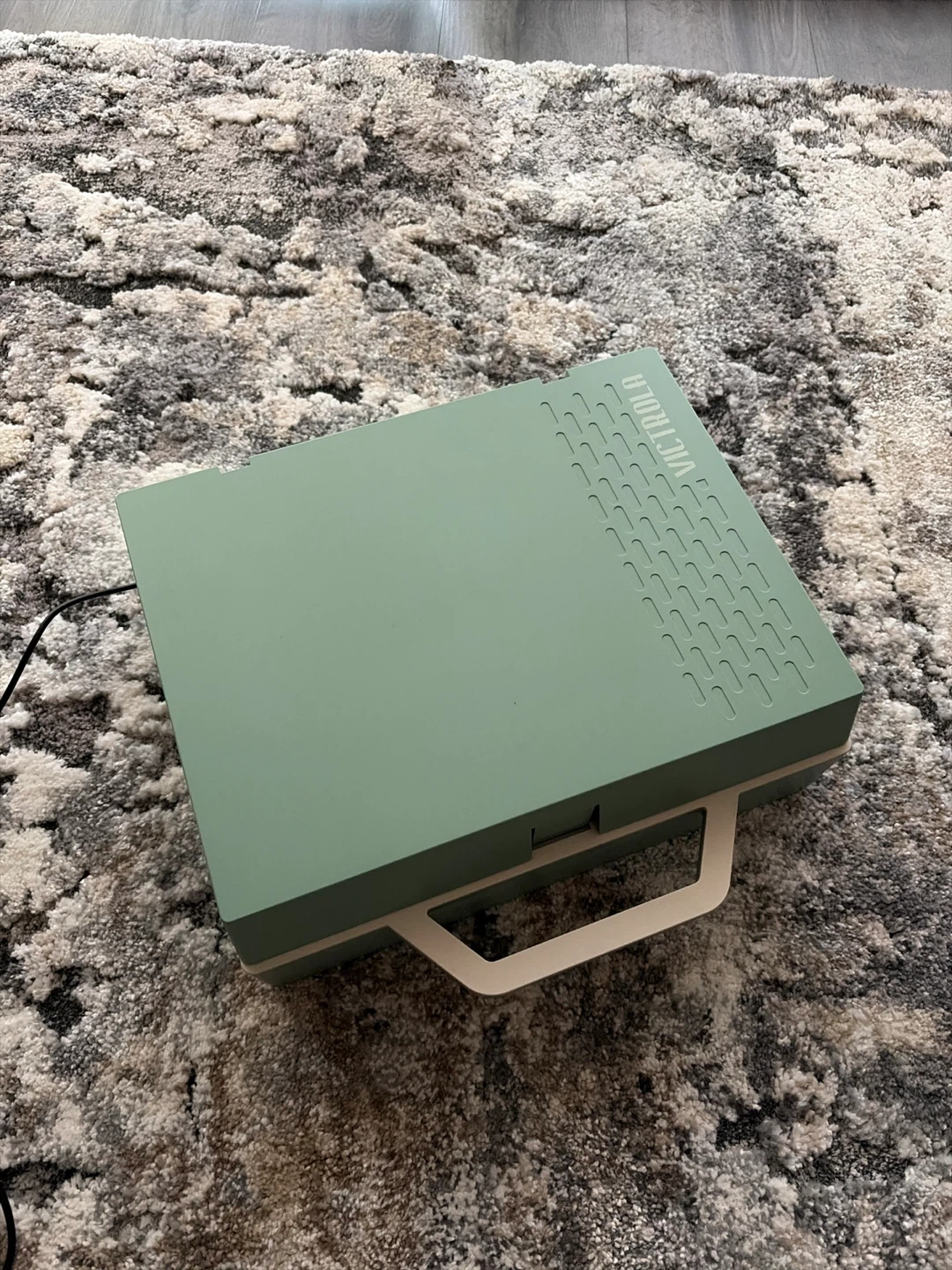 Victrola Portable Record Player - photo 3