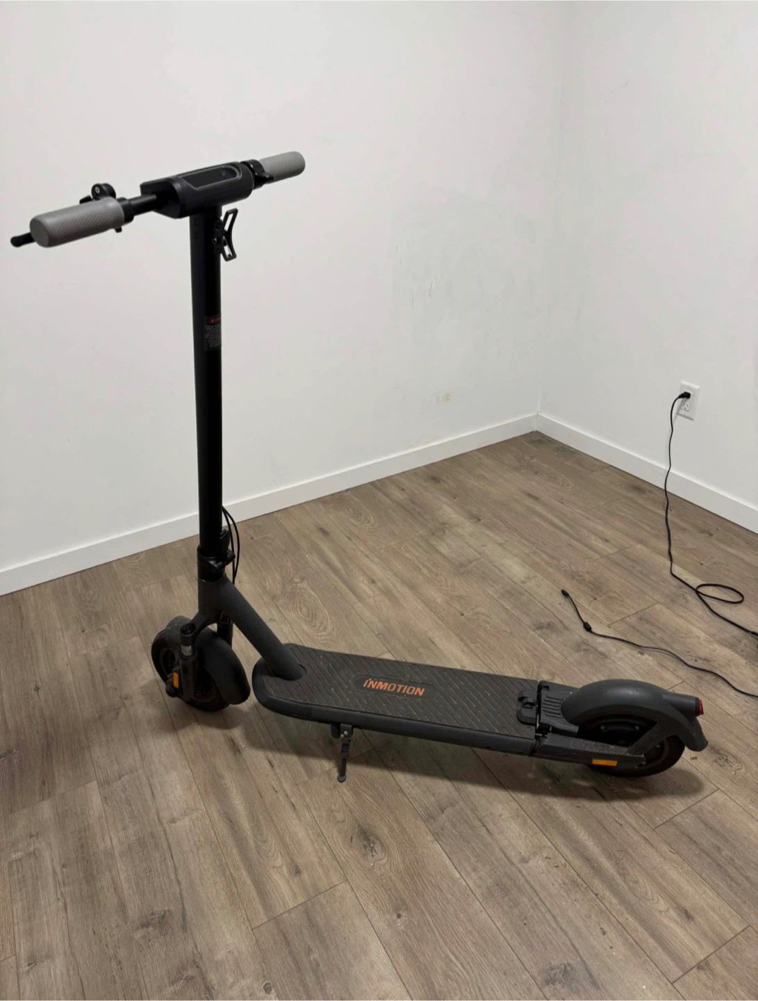 INMOTION Electric Scooter - photo 3