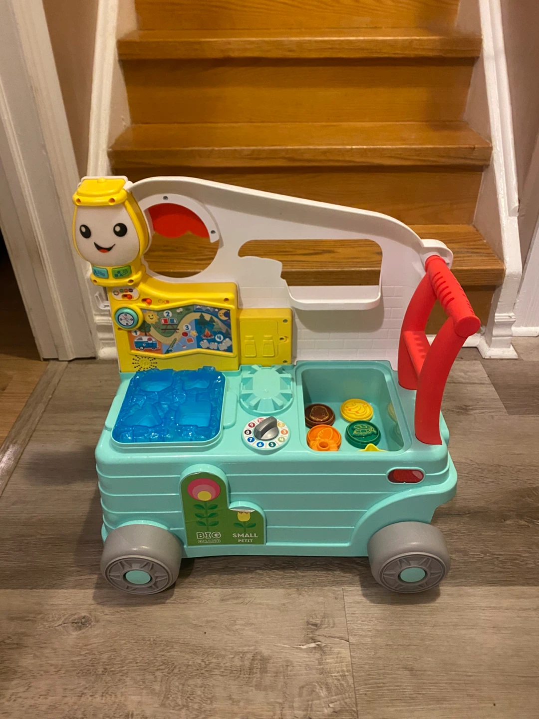 Fisher price laugh & learn camper