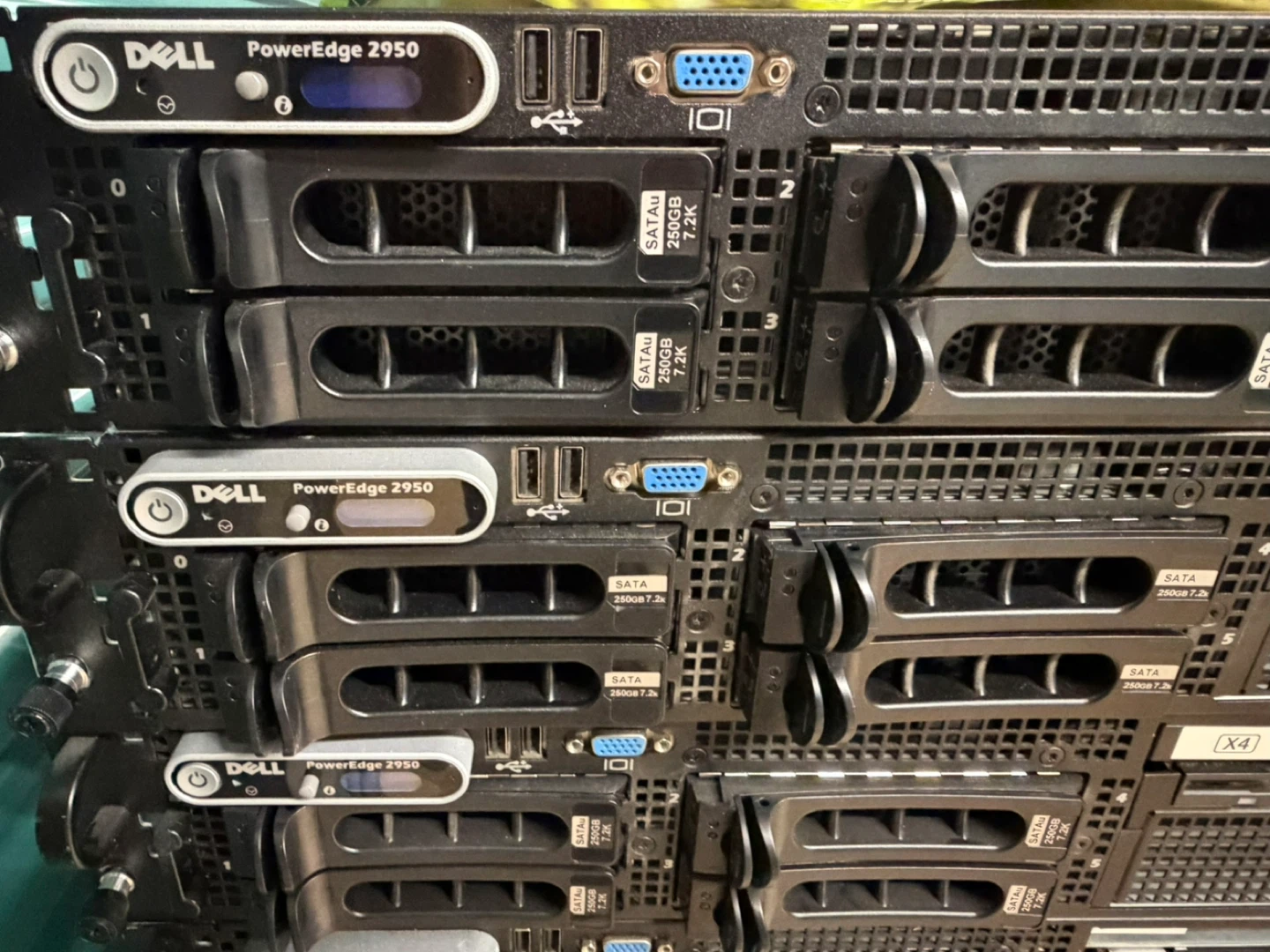 Lot of 9 Dell PowerEdge 2950 Servers