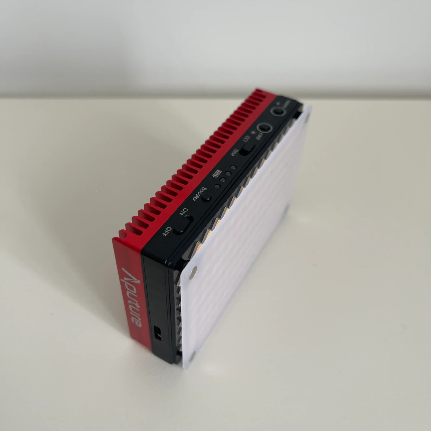 Aputure AL-MX Bi-Color LED Light – Like New Condition - photo 4