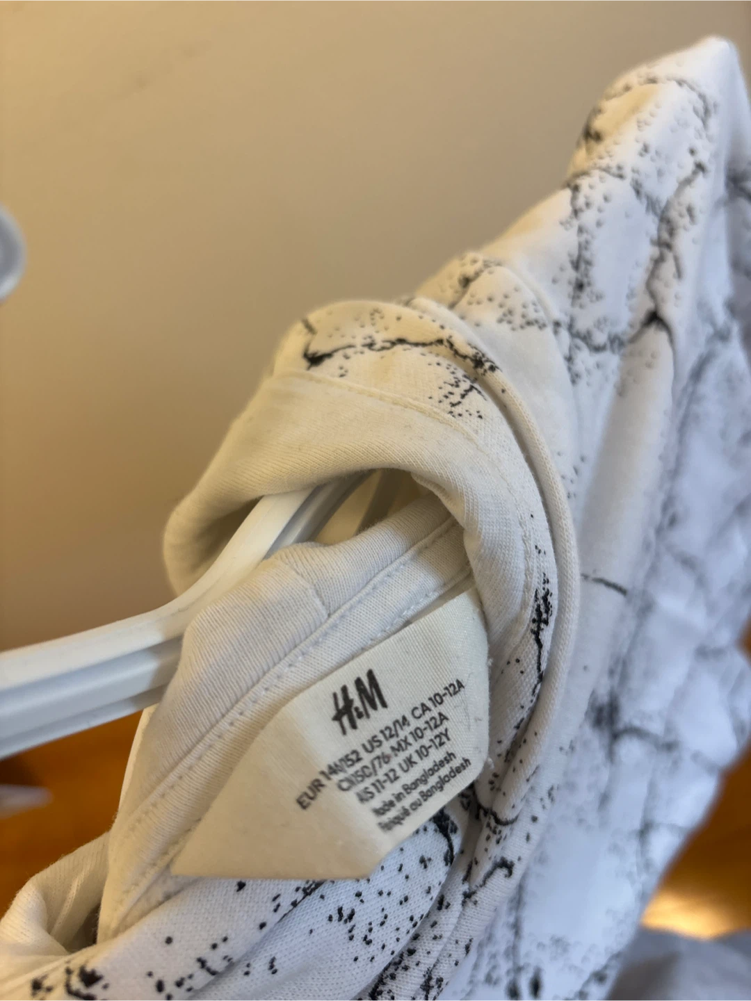 H&M White Graphic Hoodie - Kids Size 10-12A - photo 2
