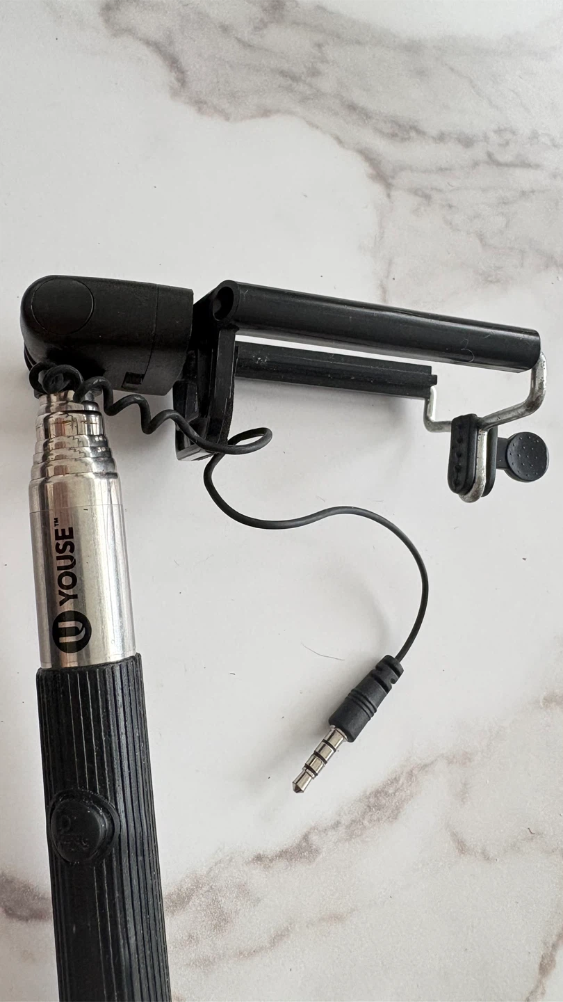 Youse Selfie Stick with Built-in Shutter