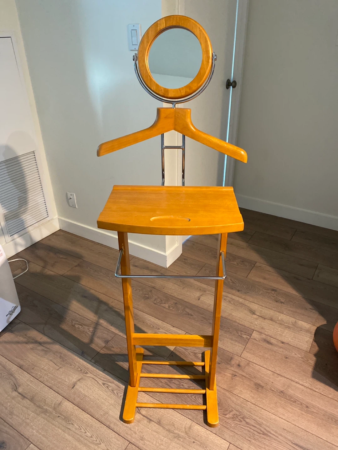 Wooden Valet Stand with Mirror