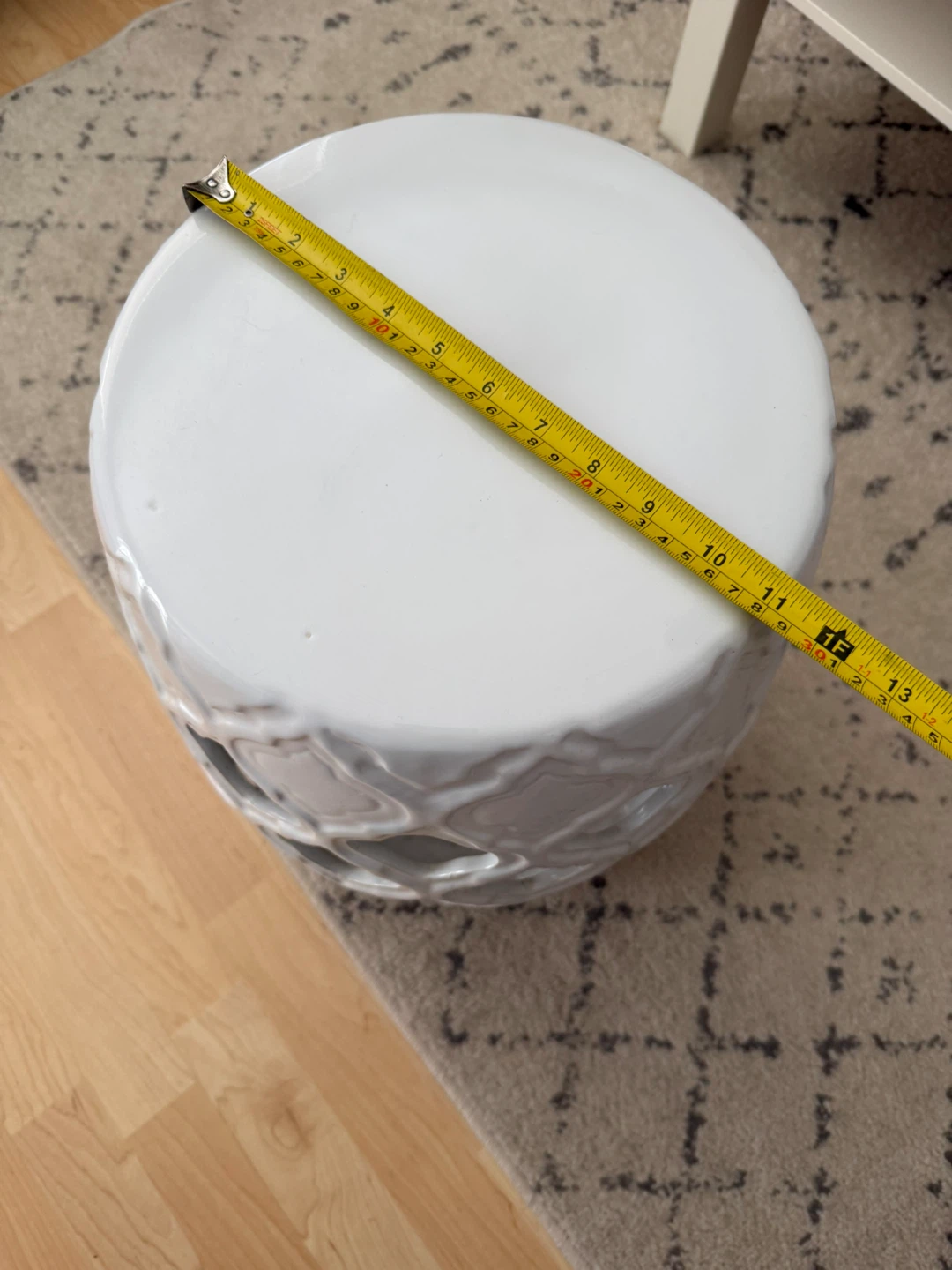 White Ceramic Garden Stool - photo 2