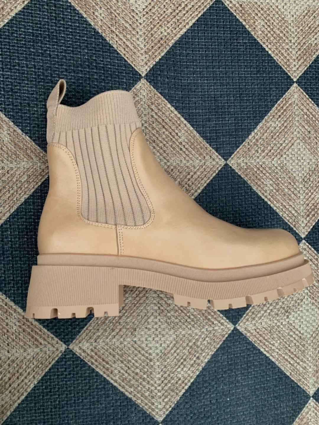New Women's Beige Sock Booties