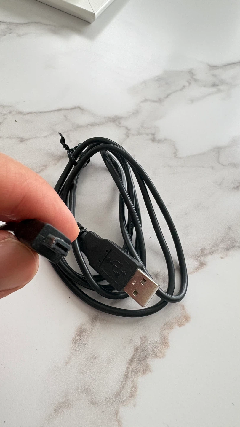 USB to Mini-USB Cable - photo 5