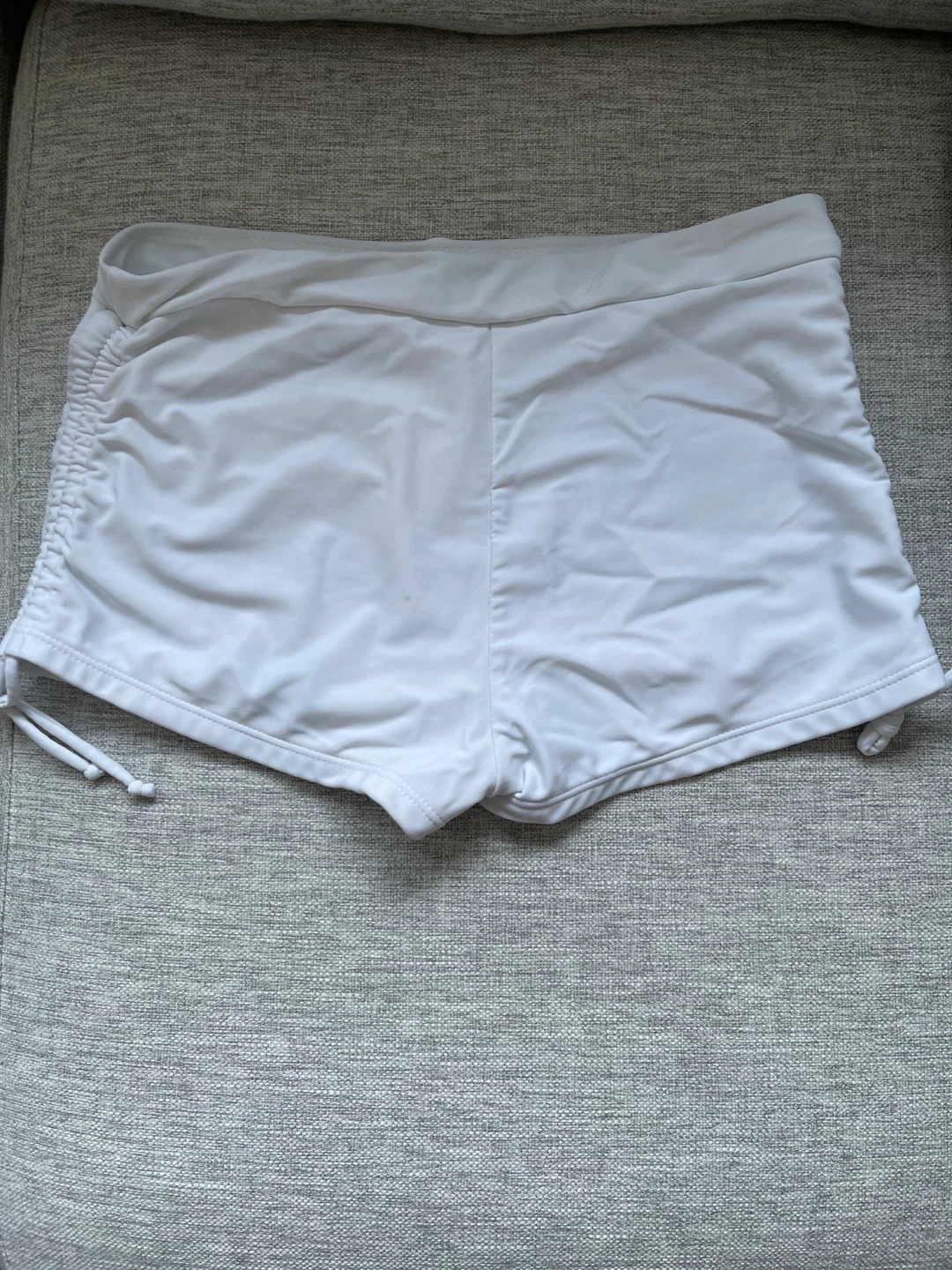 White ruched side drawstring shorts