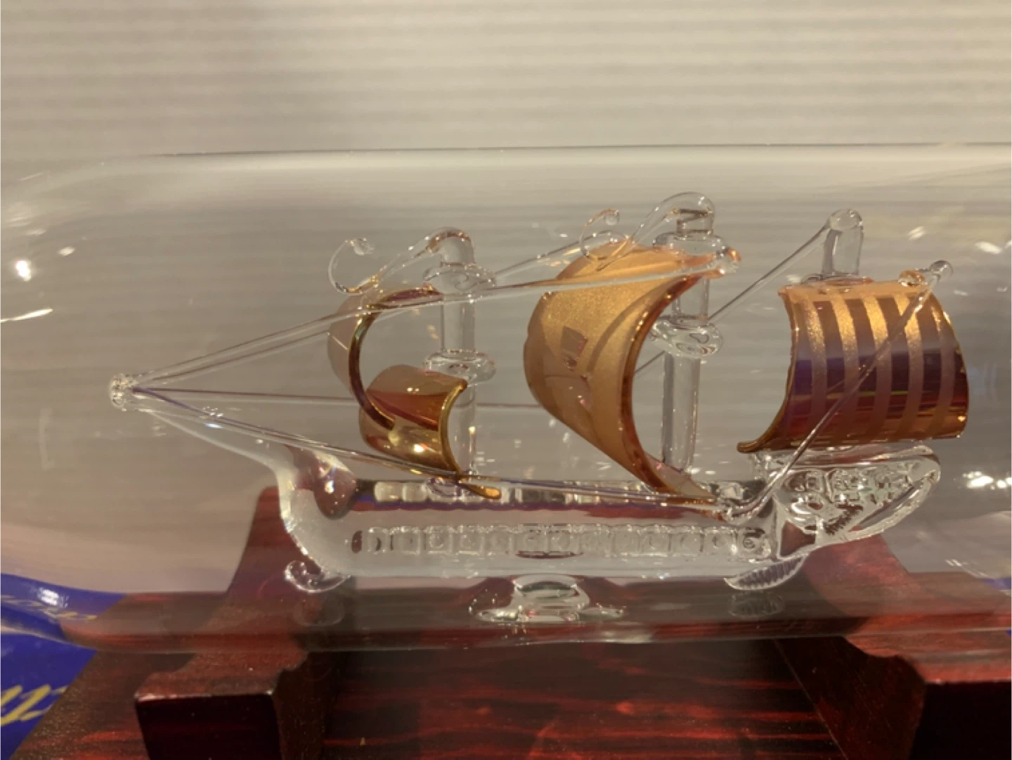 Mayflower Glass H.M.S. Discovery Ship in a Bottle Sculpture - photo 3