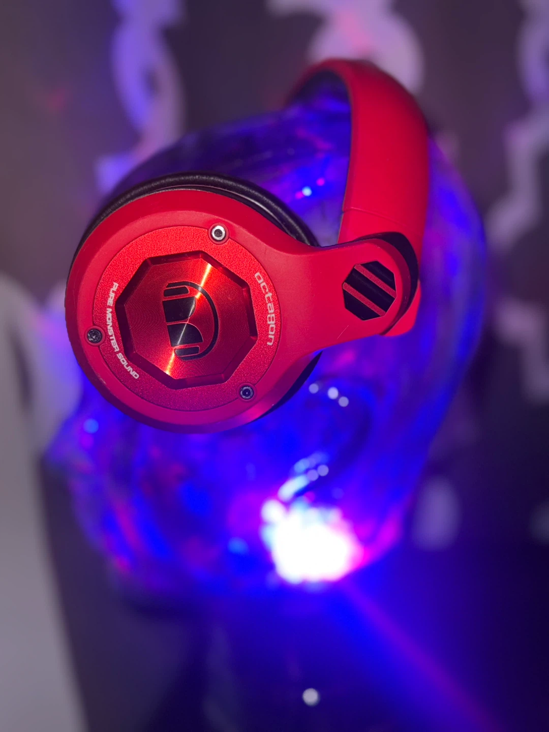Red Monster Octagon Over-Ear Headphones - photo 3