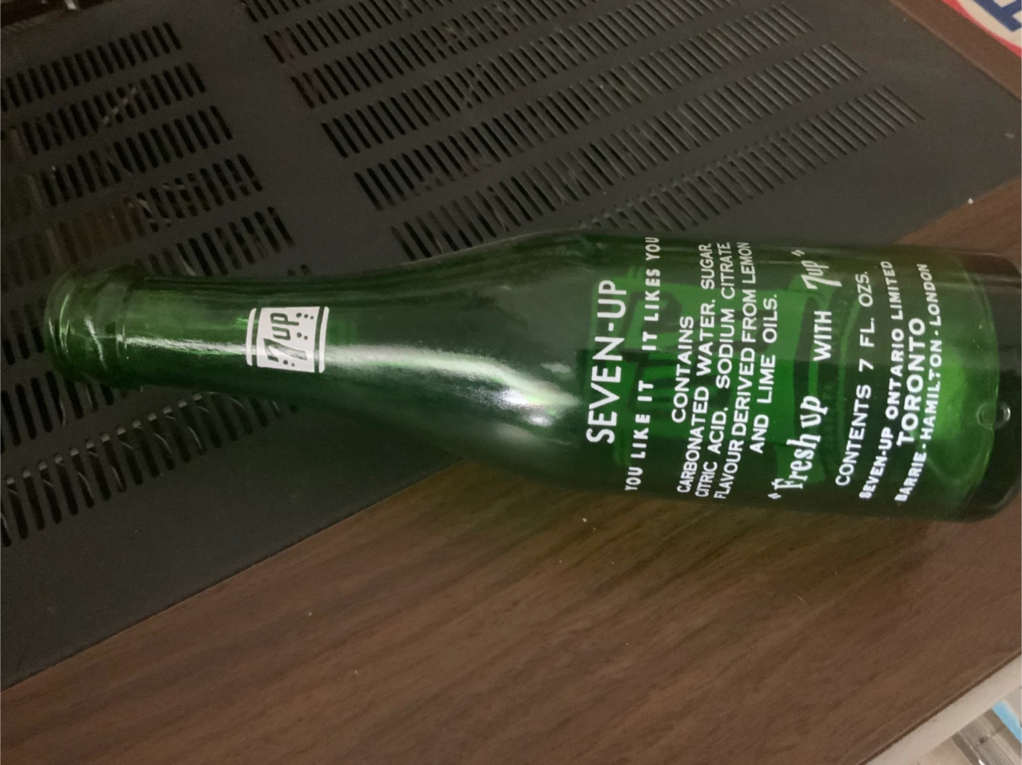 Vintage 7UP Glass Bottle - photo 2