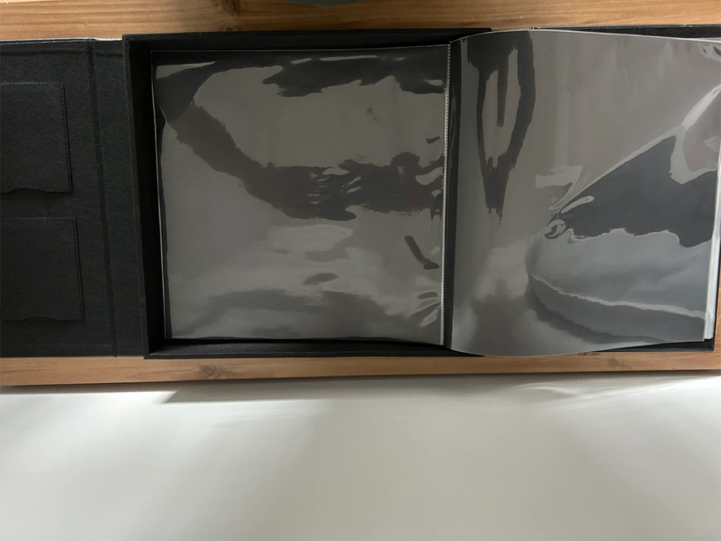 Photo Album with Slip-in Sleeves and Frame Cover - photo 3