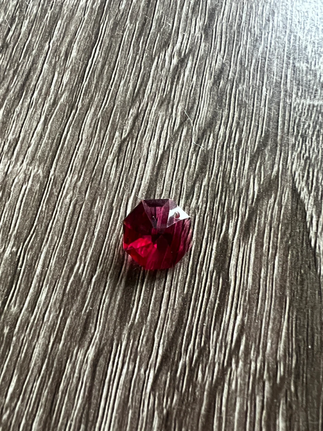 Small red crystal - photo 3